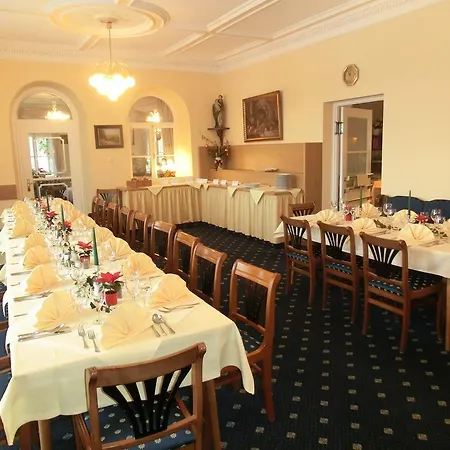 Bayerischer Hof Hotel