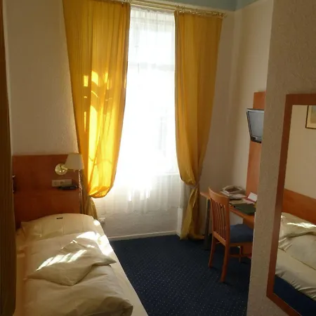 Hotel Bayerischer Hof 3*