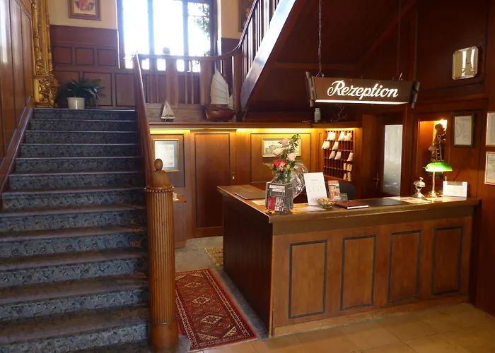 Bayerischer Hof 3*