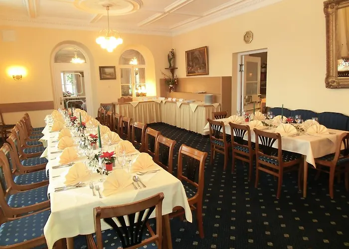 Bayerischer Hof فندق