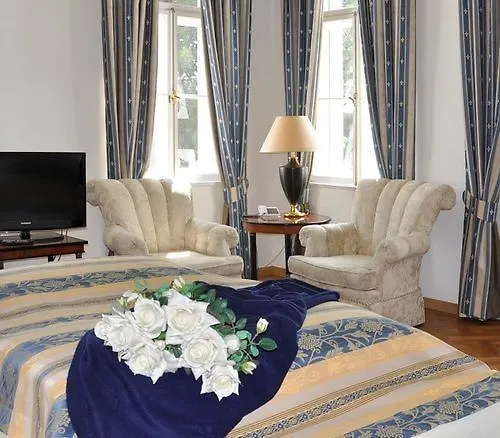 Bayerischer Hof فندق 3*