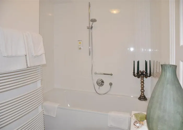Bayerischer Hof 3*